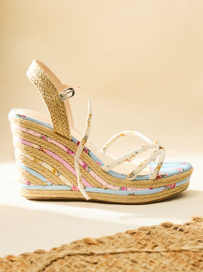 Addeline Wedges - TULLABEE