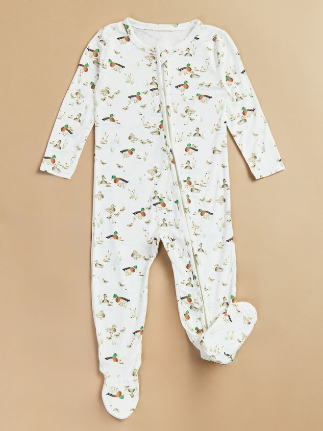 Duckling Family Footie Detail 2 - TULLABEE