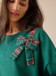 Christmas Day Cropped Pullover Detail 3 - TULLABEE