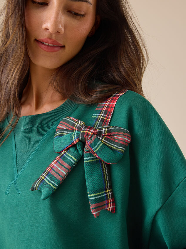 Christmas Day Cropped Pullover Detail 3 - TULLABEE