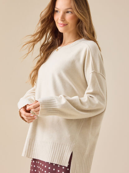 Katie Oversized Sweater - TULLABEE