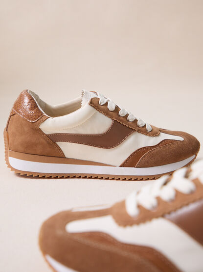 Heritage Sneaker - TULLABEE