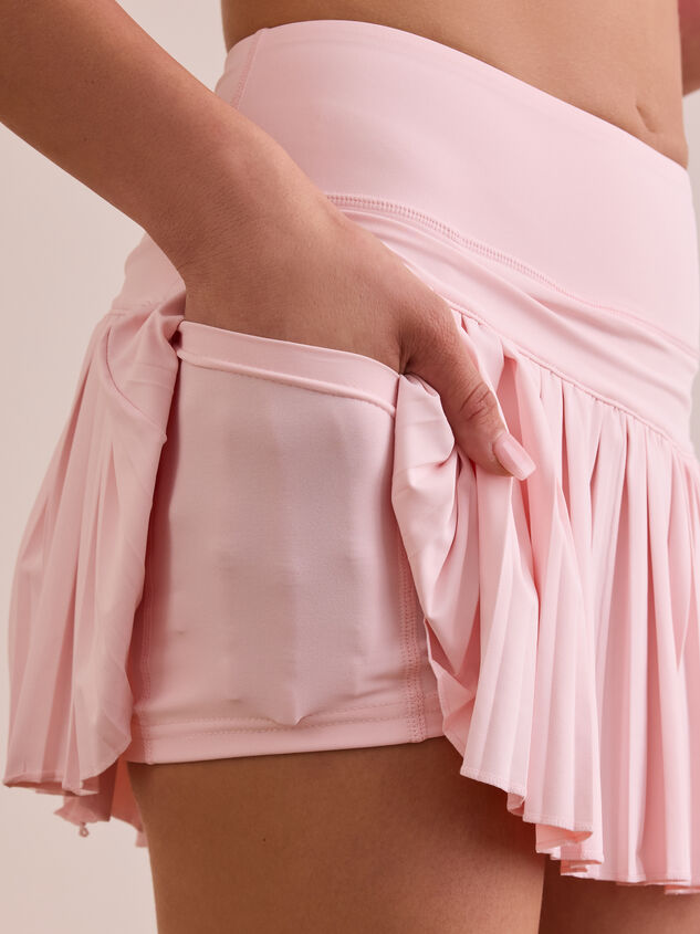 Break Point Pleated Skort Detail 5 - TULLABEE