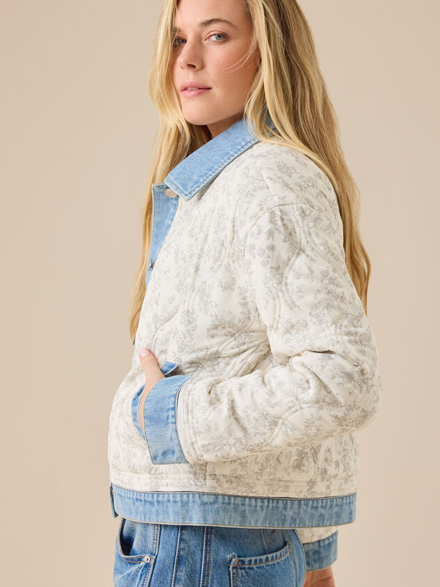 Katy Floral Quilted Jacket Detail 4 - TULLABEE