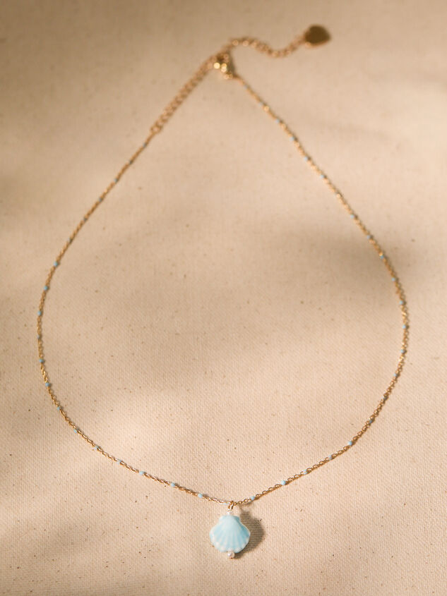 Seashell Charm Necklace - TULLABEE