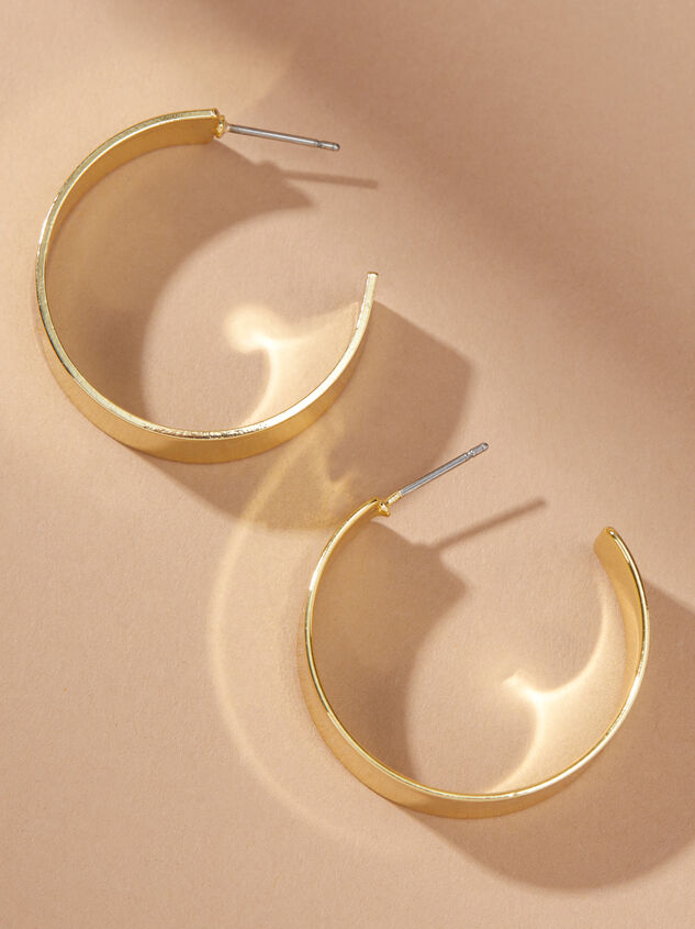18K Gold Large Open Hoop Earrings Detail 3 - TULLABEE