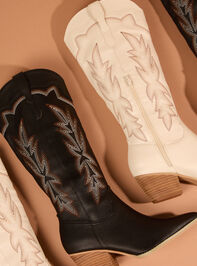 Melia Western Boots Detail 5 - TULLABEE