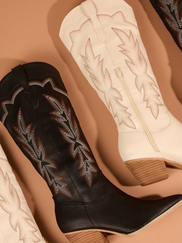 Melia Western Boots Detail 5 - TULLABEE