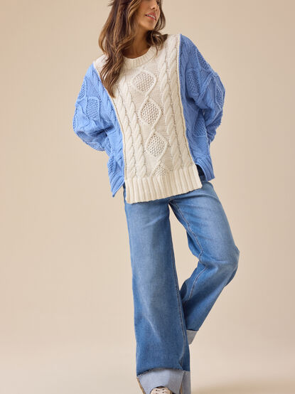 Emmaline Oversized Sweater - TULLABEE