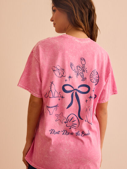 Meet Me At The Beach Graphic Tee - TULLABEE