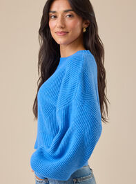 Haille Cropped Sweater Detail 4 - TULLABEE