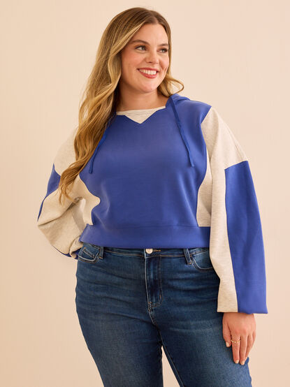 Supersoft Color Block Hoodie - TULLABEE