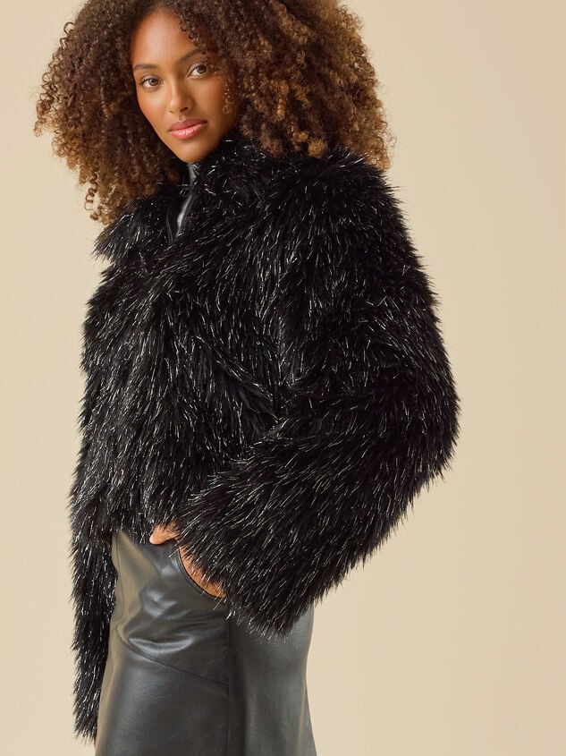 Elle Fur Jacket Detail 4 - TULLABEE