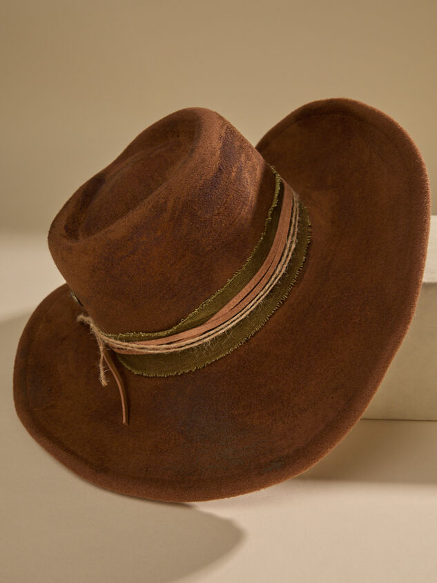 Miley Suede Hat Detail 3 - TULLABEE