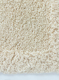 Pampas Handwoven Rug Detail 3 - TULLABEE