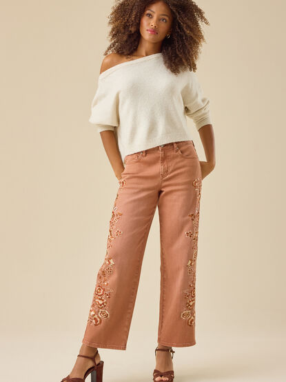 Kaila Embroidered Jeans - TULLABEE