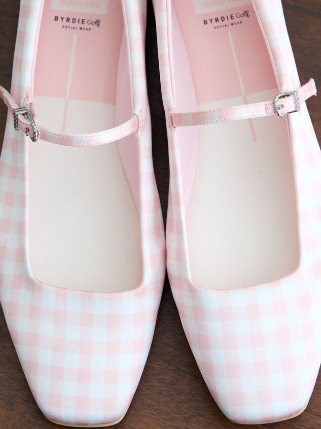 Reyes Flats x Byrdie Golf By Dolce Vita Detail 3 - TULLABEE