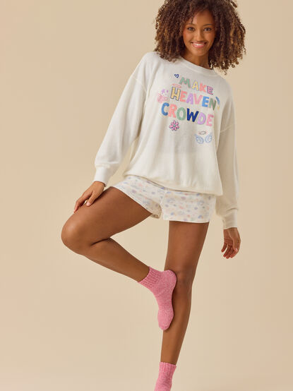 Make Heaven Crowded Lounge Short - TULLABEE