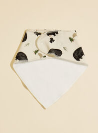 Black Bear Bib Detail 2 - TULLABEE