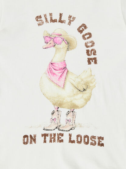 Silly Goose on the Loose Tee - TULLABEE