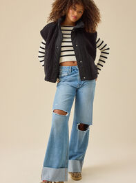 Mylah Oversized Sherpa Vest Detail 2 - TULLABEE