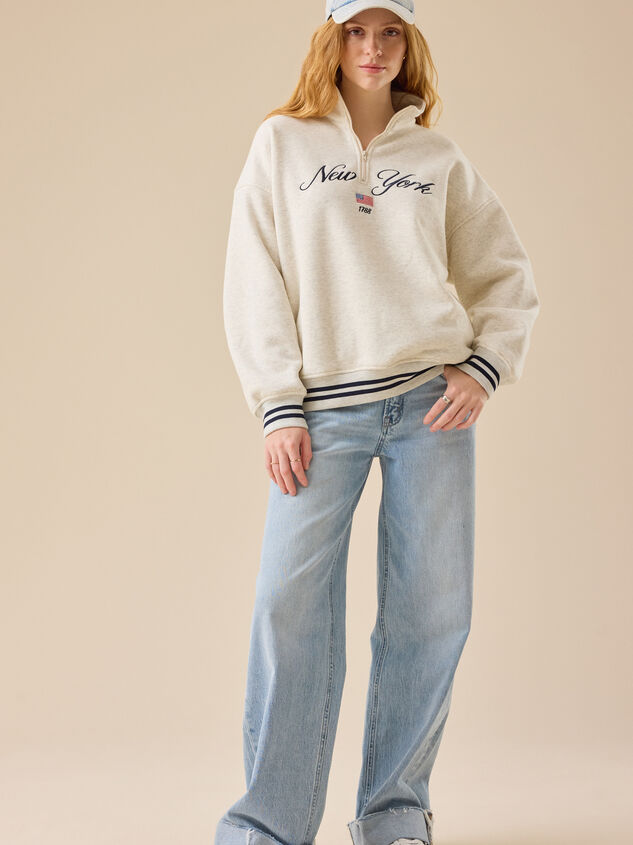 New York Varsity Quarter Zip Detail 4 - TULLABEE