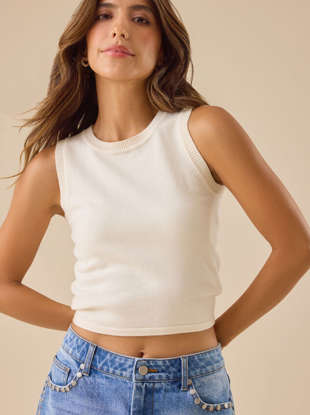 Elly Open Back Fitted Tank Detail 2 - TULLABEE