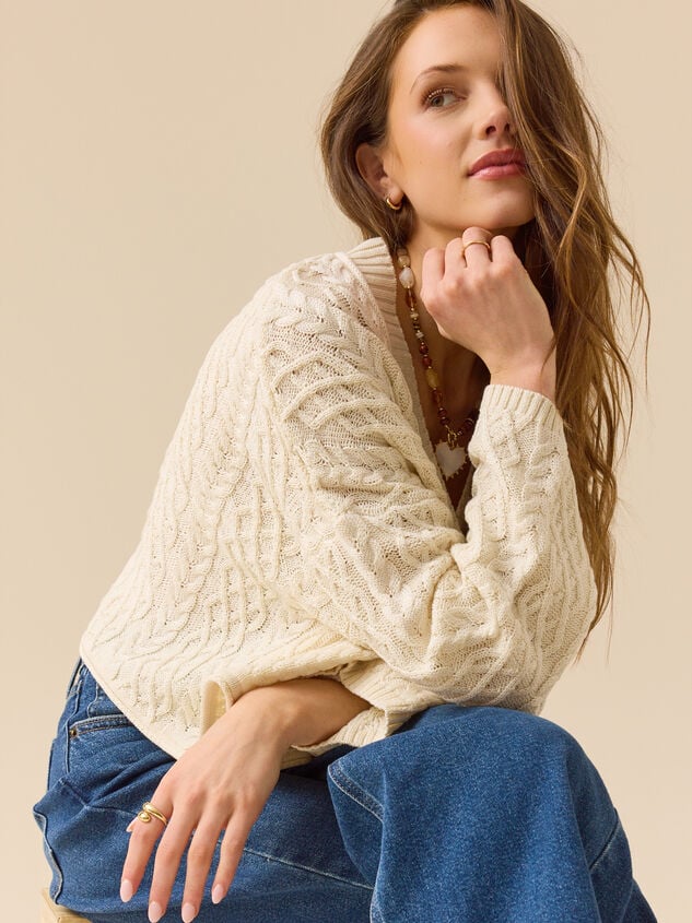 Halle Cable Cardigan Detail 3 - TULLABEE