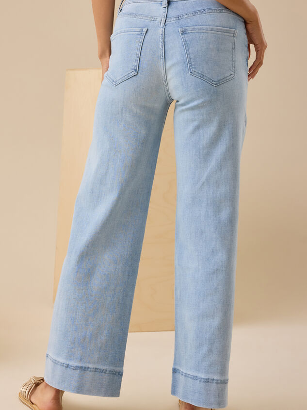 Henley Cropped Jeans Detail 5 - TULLABEE