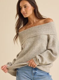 Hattie Off-Shoulder Sweater - TULLABEE