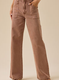 Amelia Front Pocket Pants Detail 2 - TULLABEE