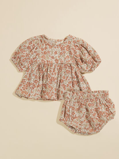 Clover Floral Top and Bloomer Set by Quincy Mae - TULLABEE