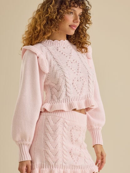 Lyla Heart Cable Sweater - TULLABEE