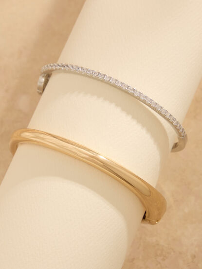 Dainty Mixed Metal Bangle Set - TULLABEE