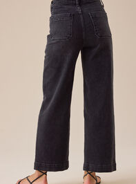Layla Straight Leg Jean Detail 5 - TULLABEE