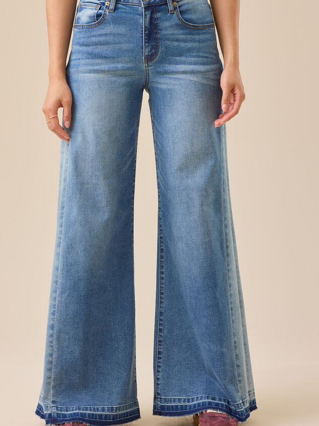Estella Baggy Jeans Detail 3 - TULLABEE