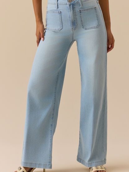 Braylee Straight Leg Jeans - TULLABEE