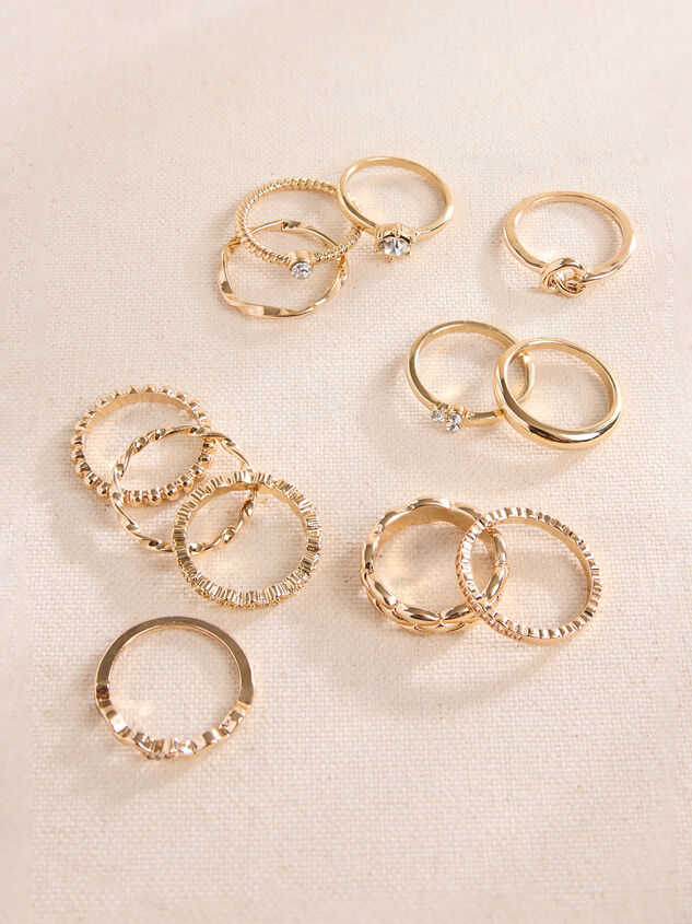 Everyday Gold Ring Set Detail 2 - TULLABEE