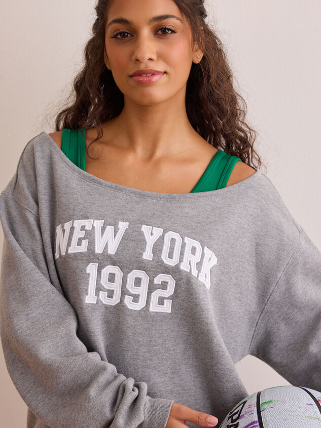 New York 1992 Pullover Detail 2 - TULLABEE