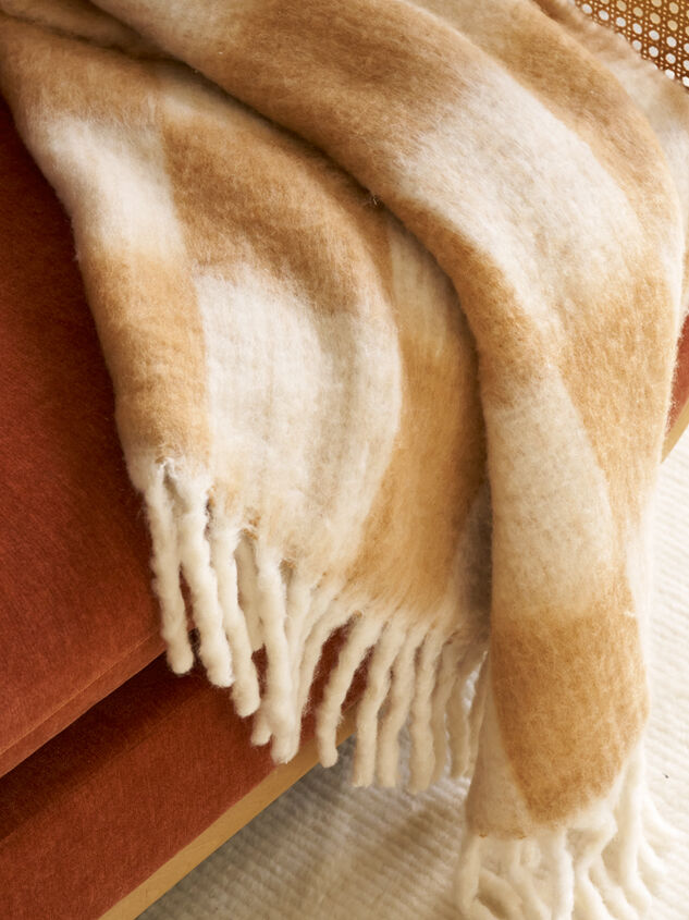 Ginger Throw Detail 4 - TULLABEE