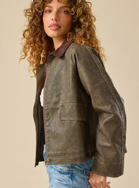 Everleigh Leather Barn Jacket Detail 4 - TULLABEE