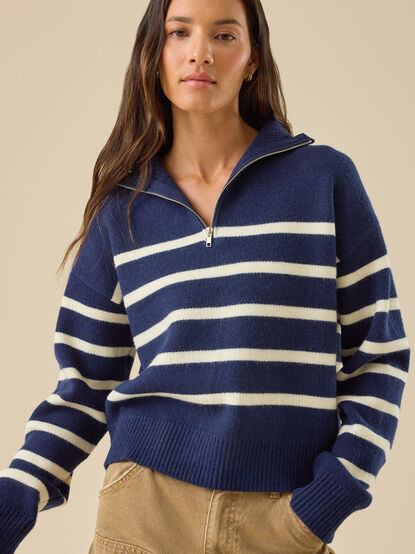 Aubrey Stripe Sweater - TULLABEE
