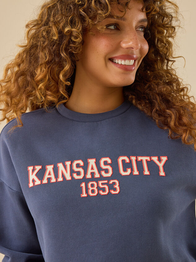 Kansas City Fleece Pullover Detail 3 - TULLABEE