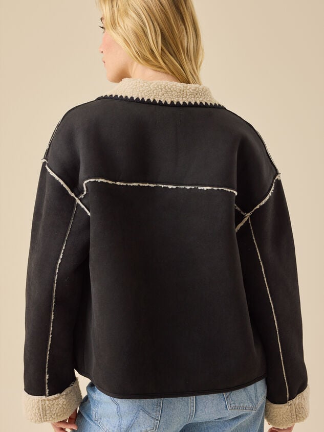 Aven Suede Jacket Detail 5 - TULLABEE