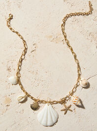 Seashell Cascade Charm Necklace Detail 3 - TULLABEE