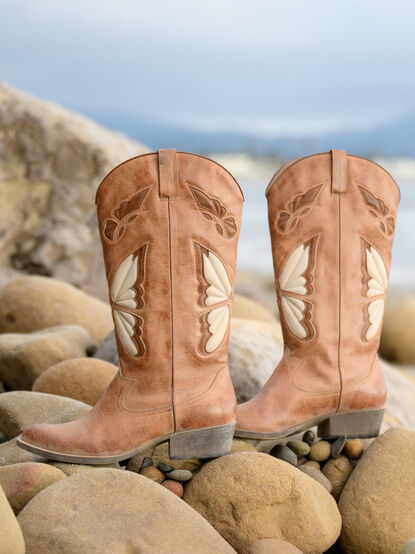 Mariposa Boots - TULLABEE