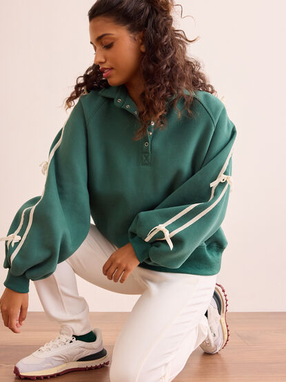Side Barre Bow Pullover - TULLABEE