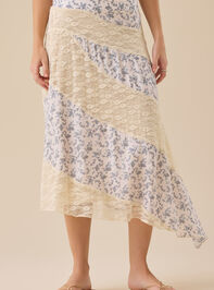 Mandi Print Lace Midi Detail 3 - TULLABEE