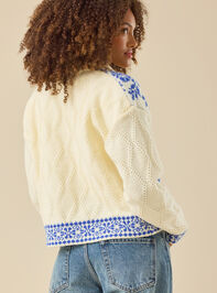 Kiley Fair Isle Zip Up Sweater Detail 7 - TULLABEE