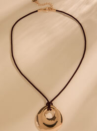 Open Circle Cord Charm Necklace Detail 2 - TULLABEE